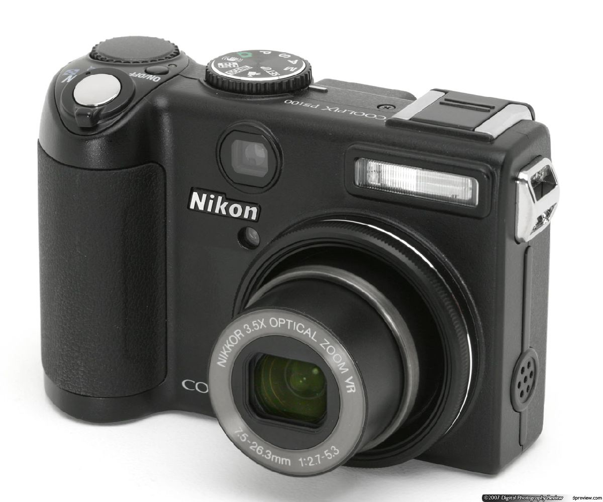 Nikon_P5100_front